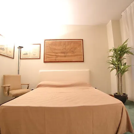 Verona Luxury 2 *