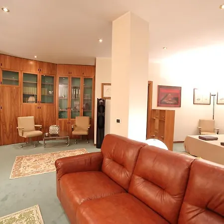 Verona Luxury 2