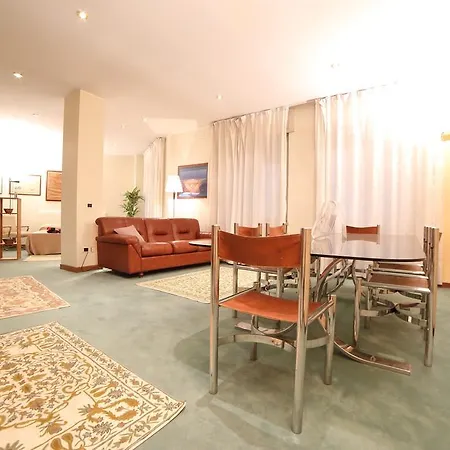 Verona Luxury 2 *