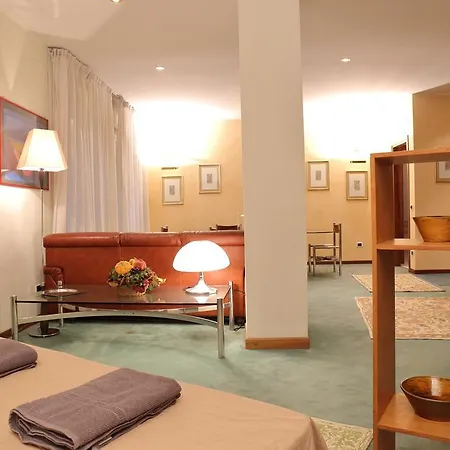 アパート Verona Luxury 2