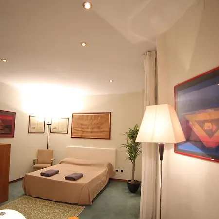 Verona Luxury 2 *